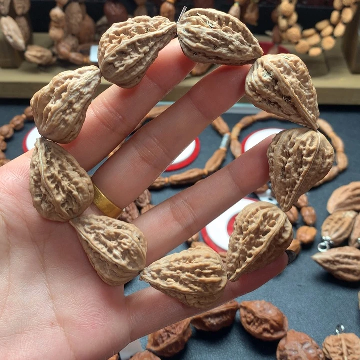 文玩核桃手串135水滴特价