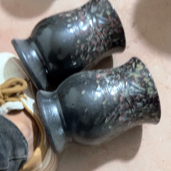 紫砂花盆口径14高度20两只正品