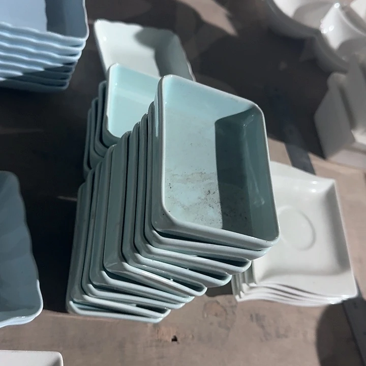 瓷9 个   小料碟  长方形