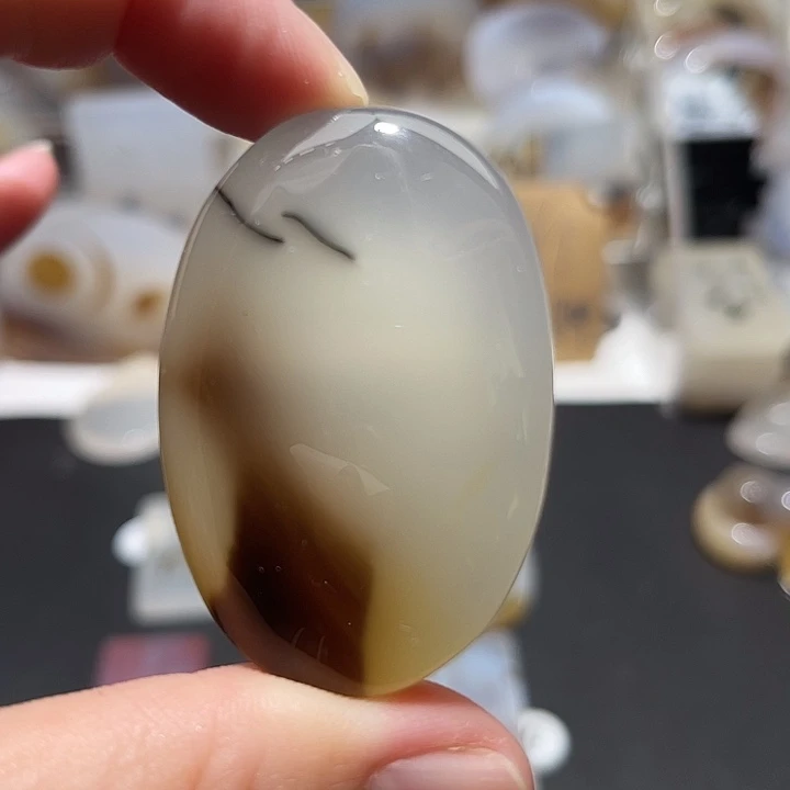 玛瑙/玉髓颈饰未镶嵌