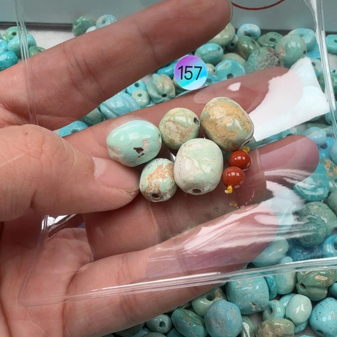 南红玛瑙未镶嵌珠宝奇石