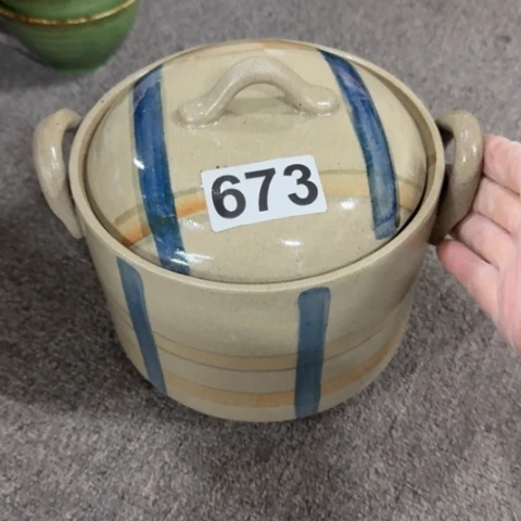 泥塑砂锅一只微瑕品