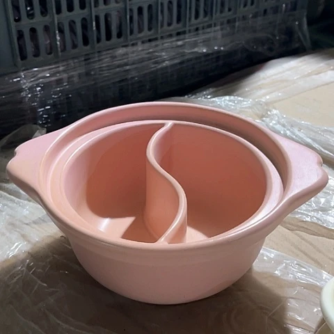 微瑕，明火，口径18高度8无盖小号