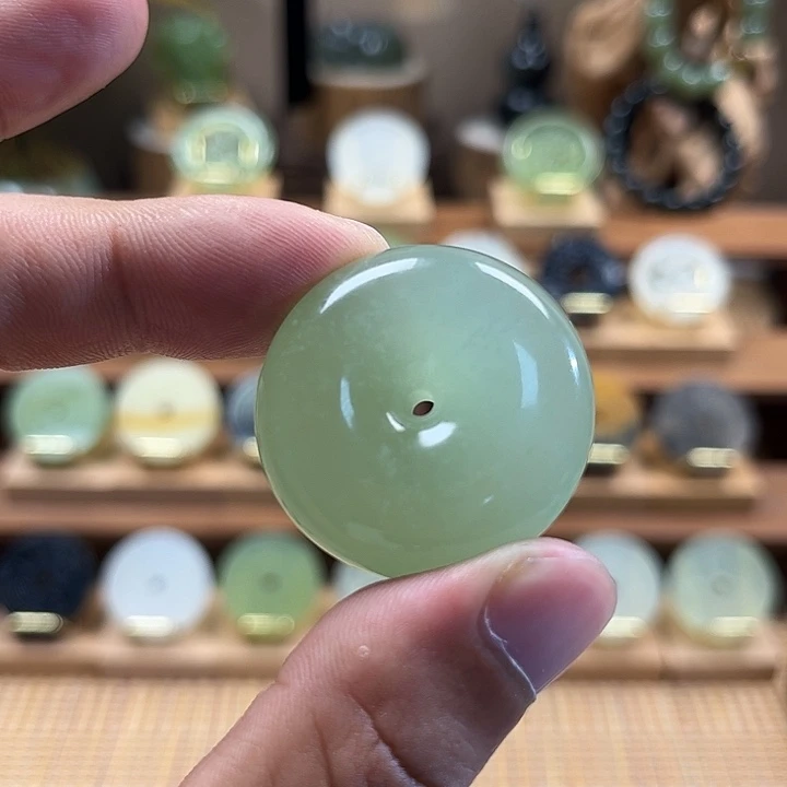 岫玉未镶嵌颈饰纯天然岫玉平安扣