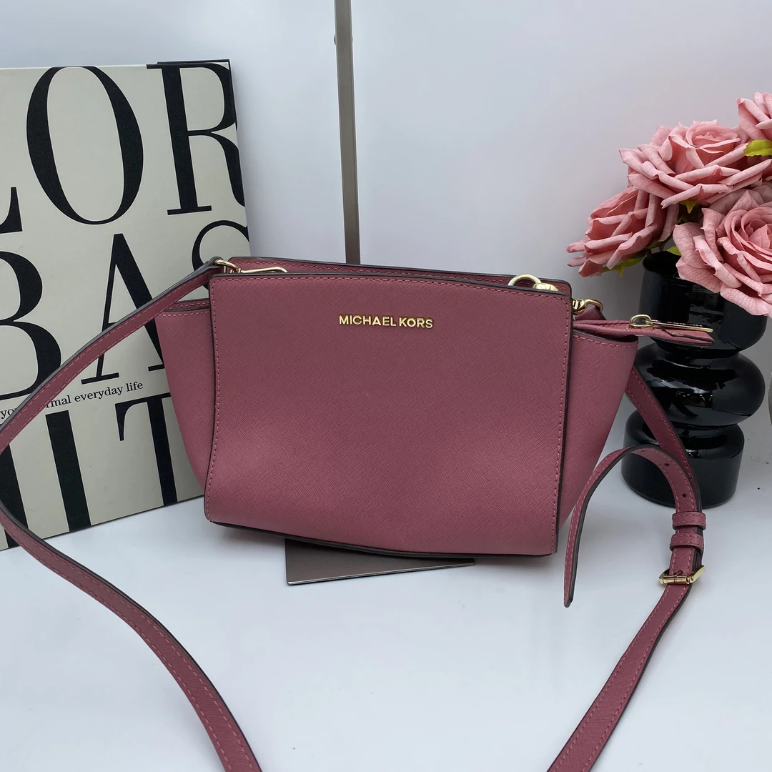 99新 MICHAELKORS/迈克高仕 17439单肩包