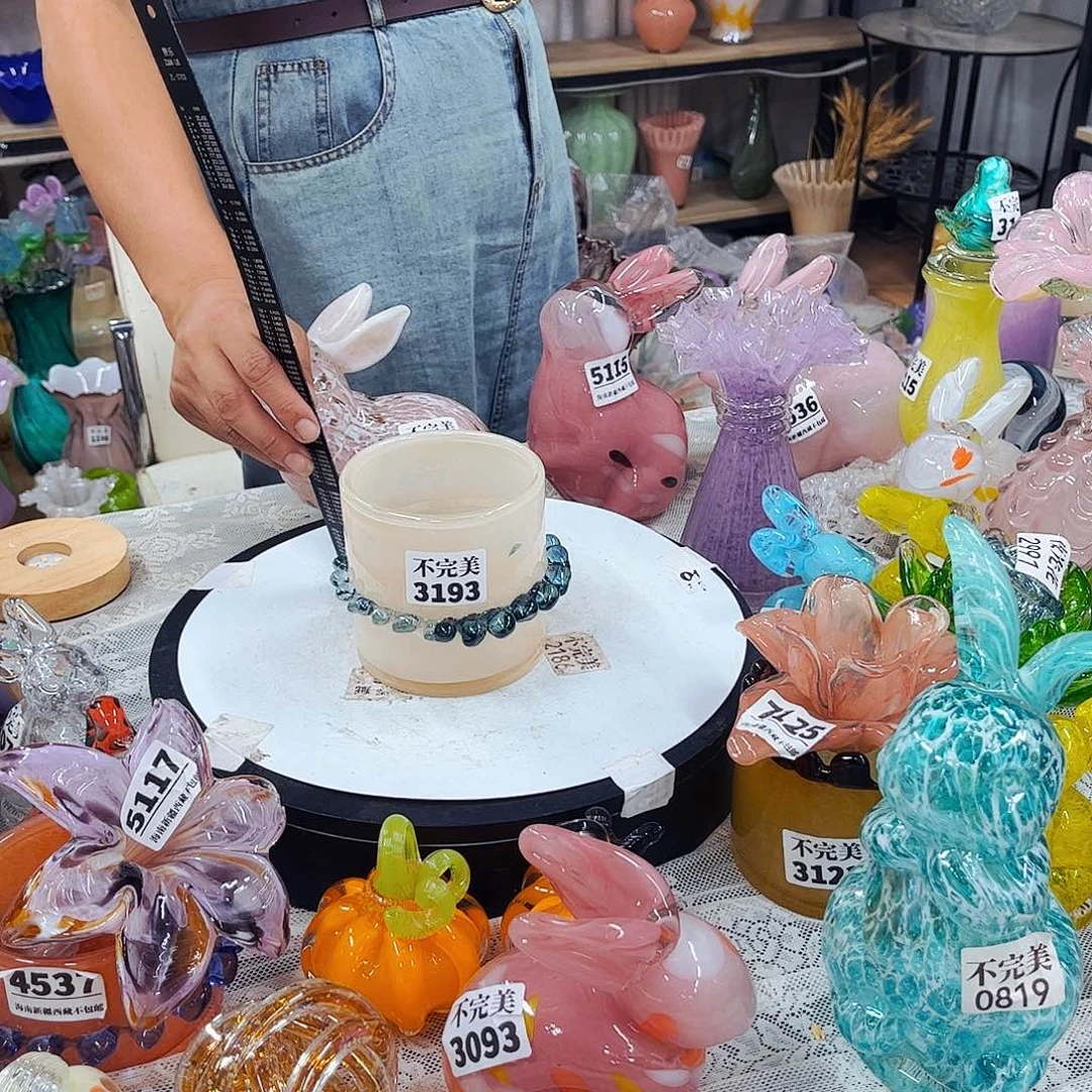 3193 家悦琉璃工艺品不完美