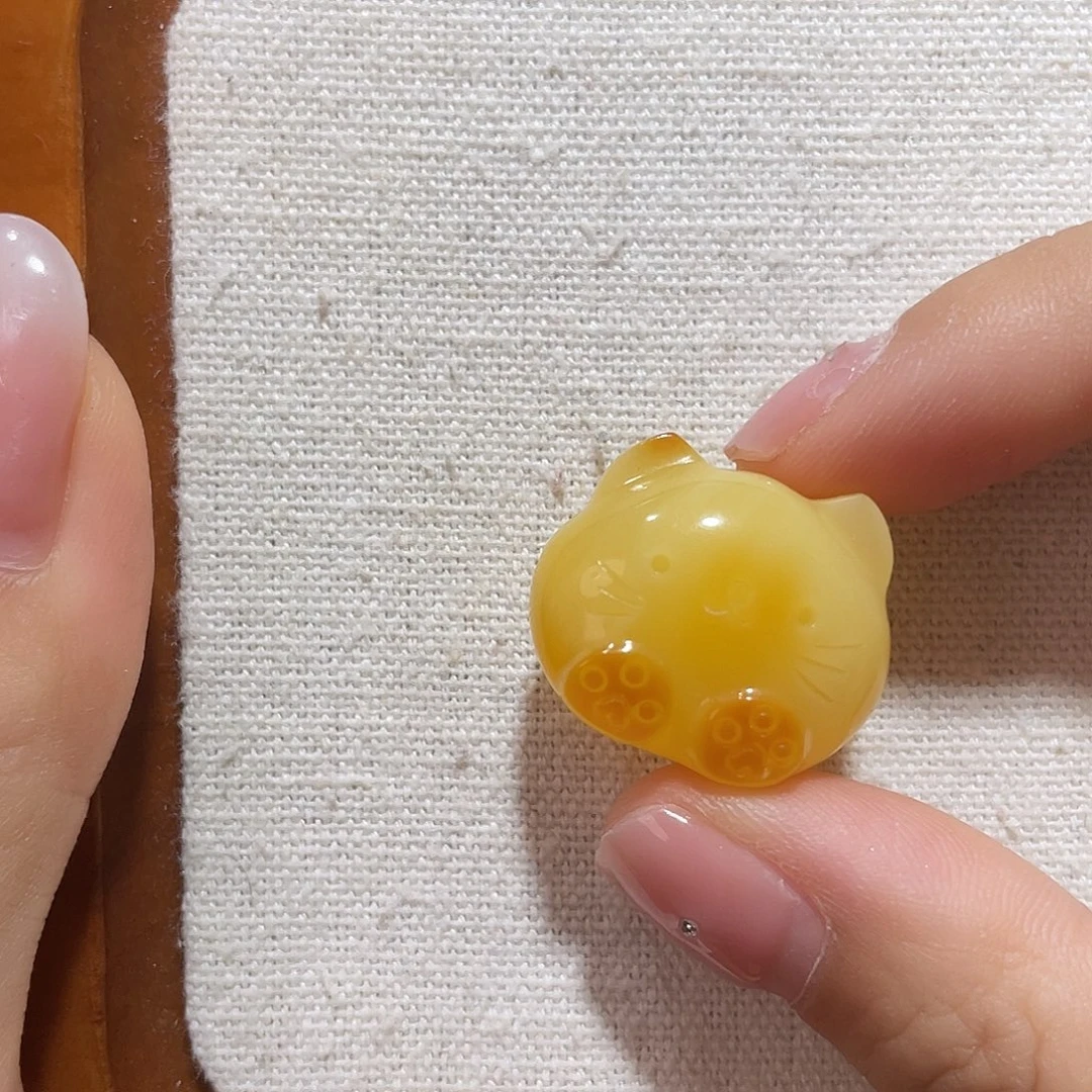 琥珀未镶嵌裸石猫头