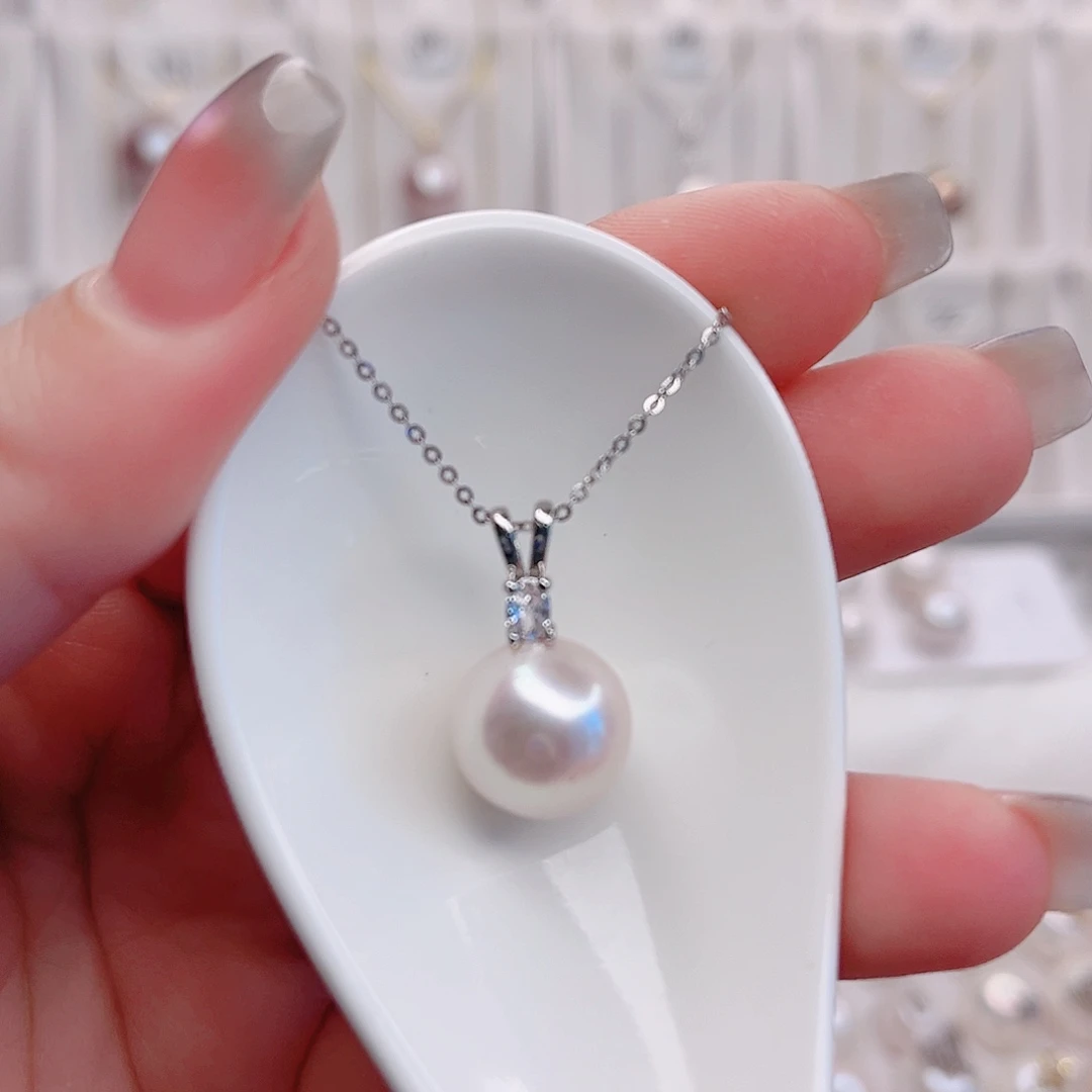 淡水珍珠吊坠(赠链)未镶嵌