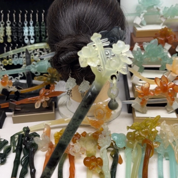 蛇纹石玉合金发簪