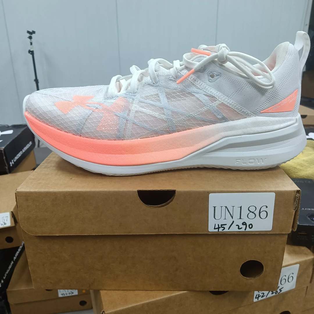 断码运动鞋-安德玛-UN186