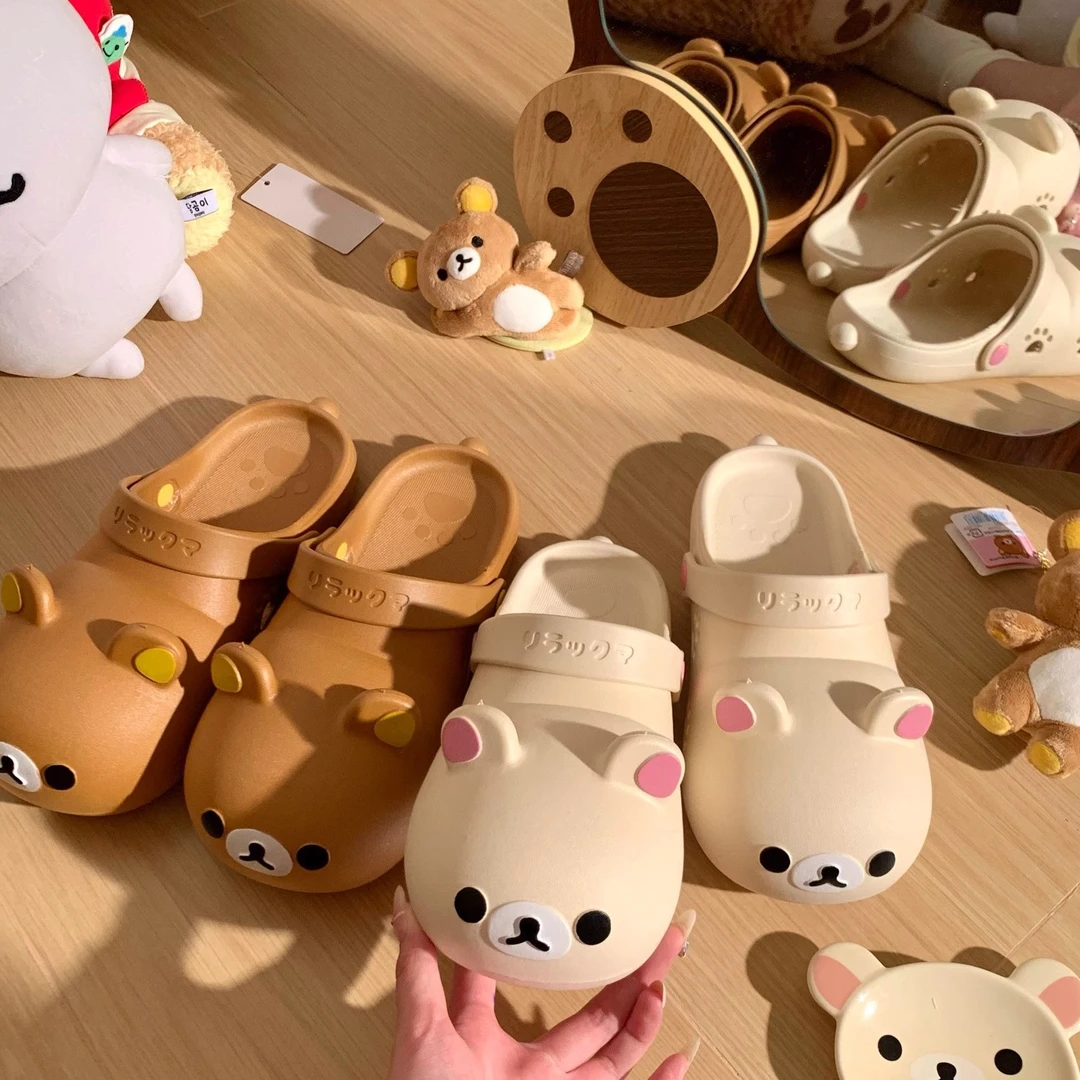 2025年夏季少女风轻松熊洞洞鞋防滑防臭可爱女夏外穿包头凉拖鞋女