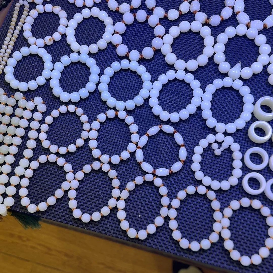 遇***见和田玉未镶嵌手链