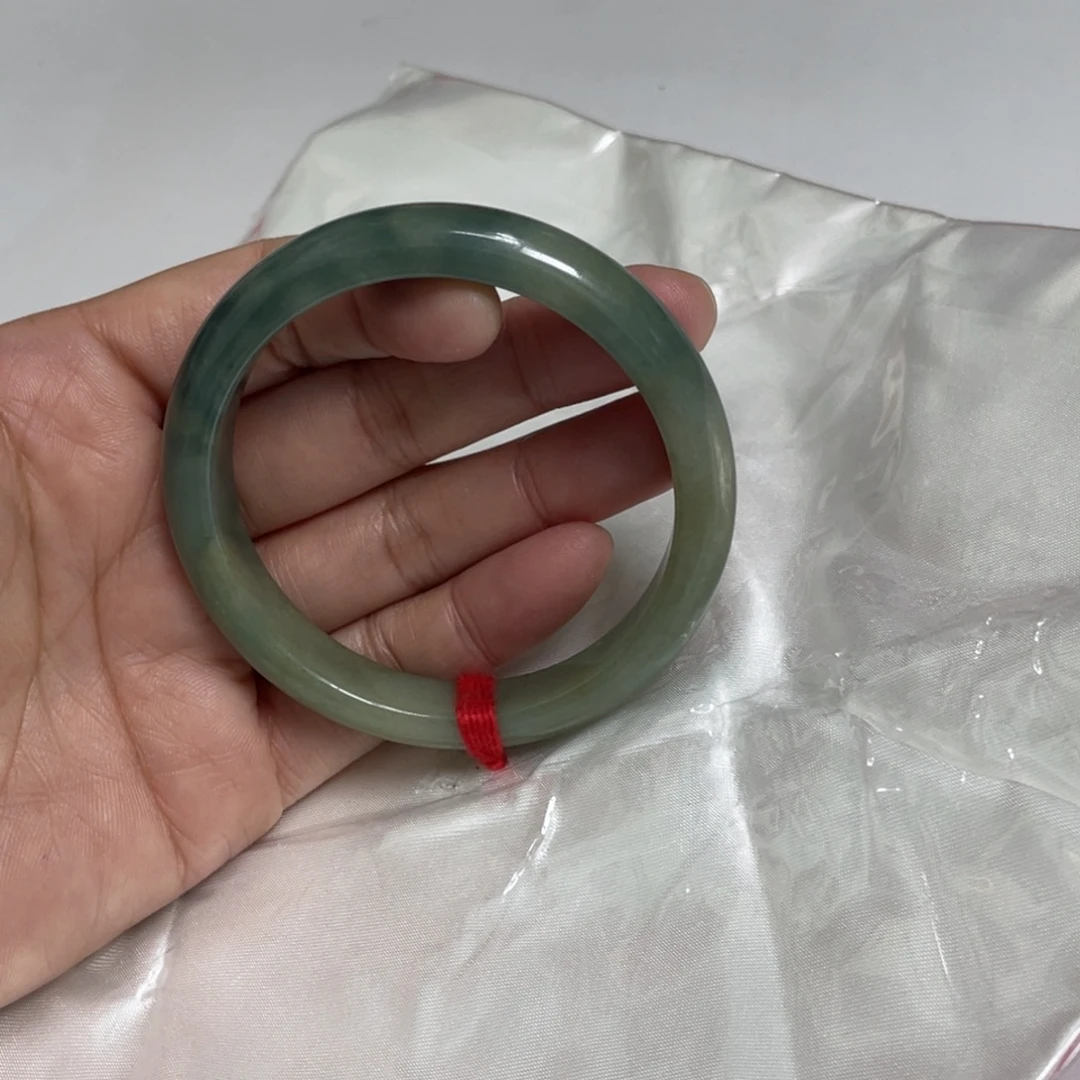 翡翠未镶嵌手镯翡翠手镯