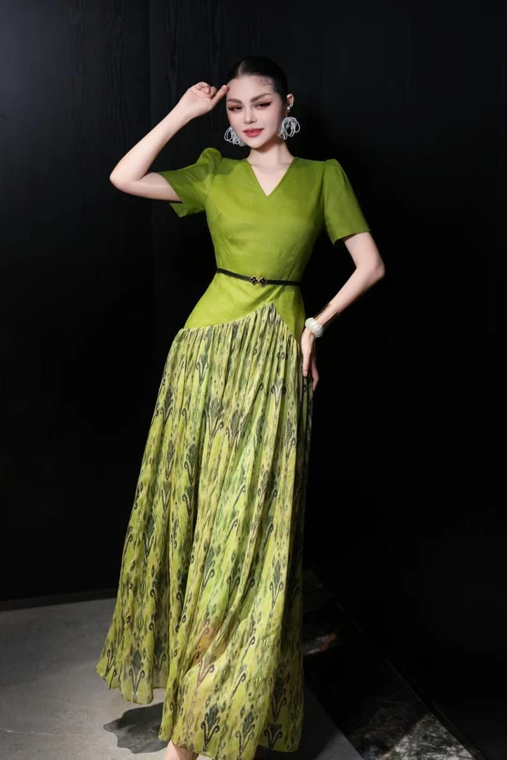 流行穿搭爆款轻奢短袖长裙，夏季新款高级感连衣裙