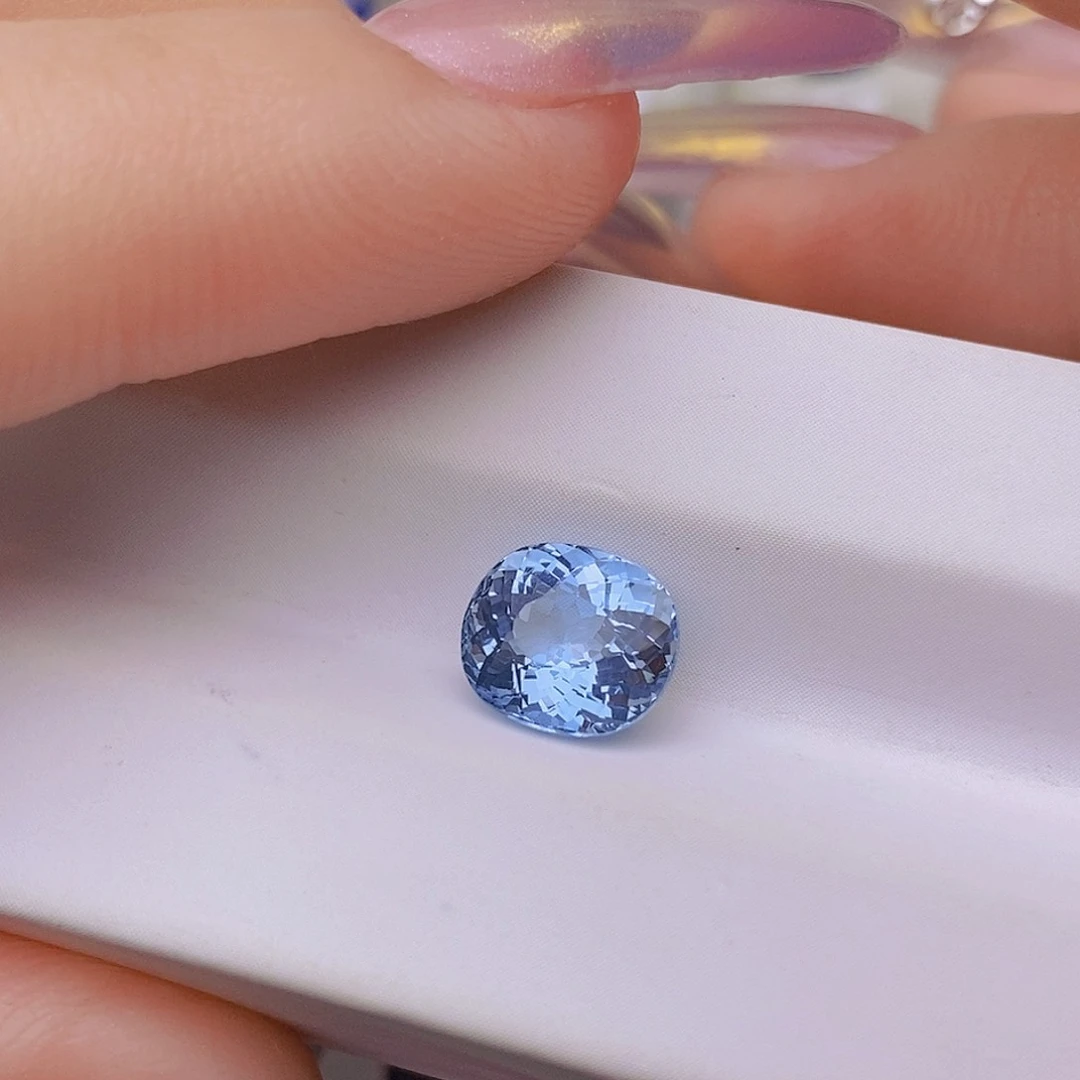 裸石海蓝宝石颜色浓郁切工精致1.81ct/3636号