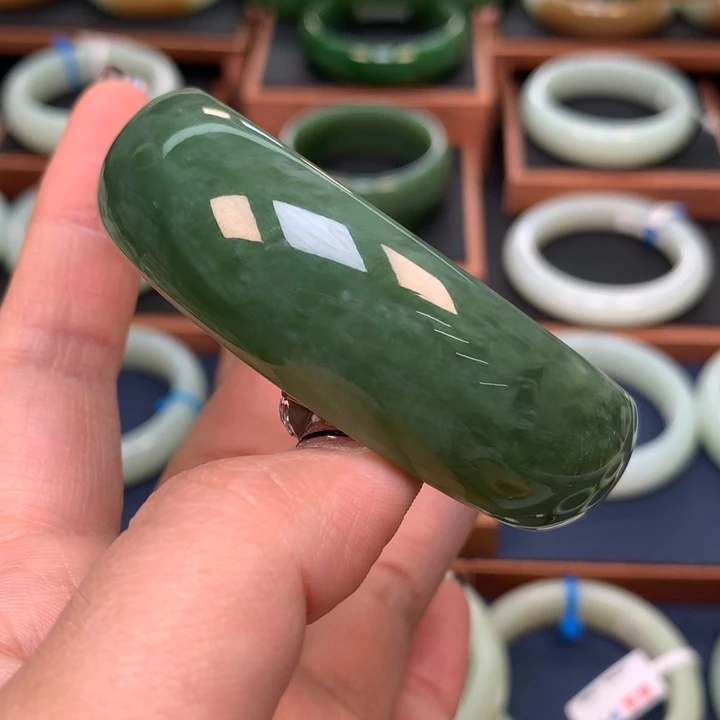 和田玉（碧玉）手镯5960圈口未镶嵌