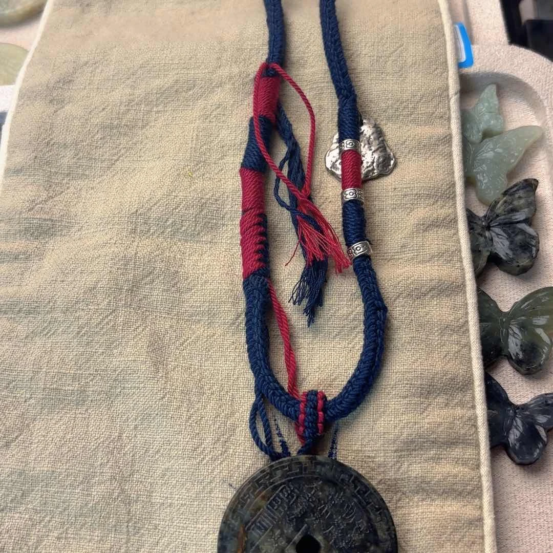 蛇纹石玉合金颈饰