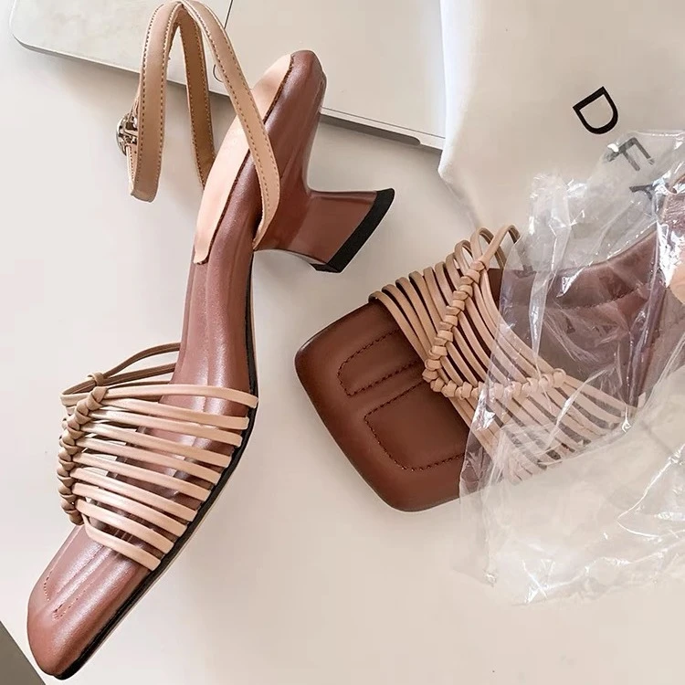 方头编织镂空凉鞋女2025年夏季细带一字扣小猫跟时尚罗马粗高跟鞋