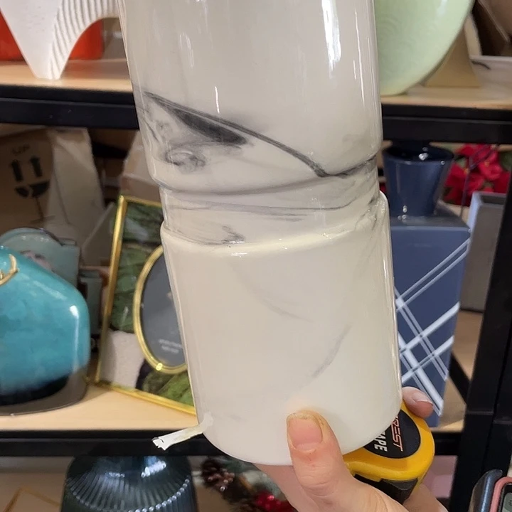 陶瓷花瓶部分（微瑕）