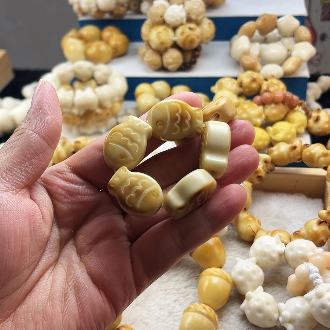 菩提根/象牙果把件
