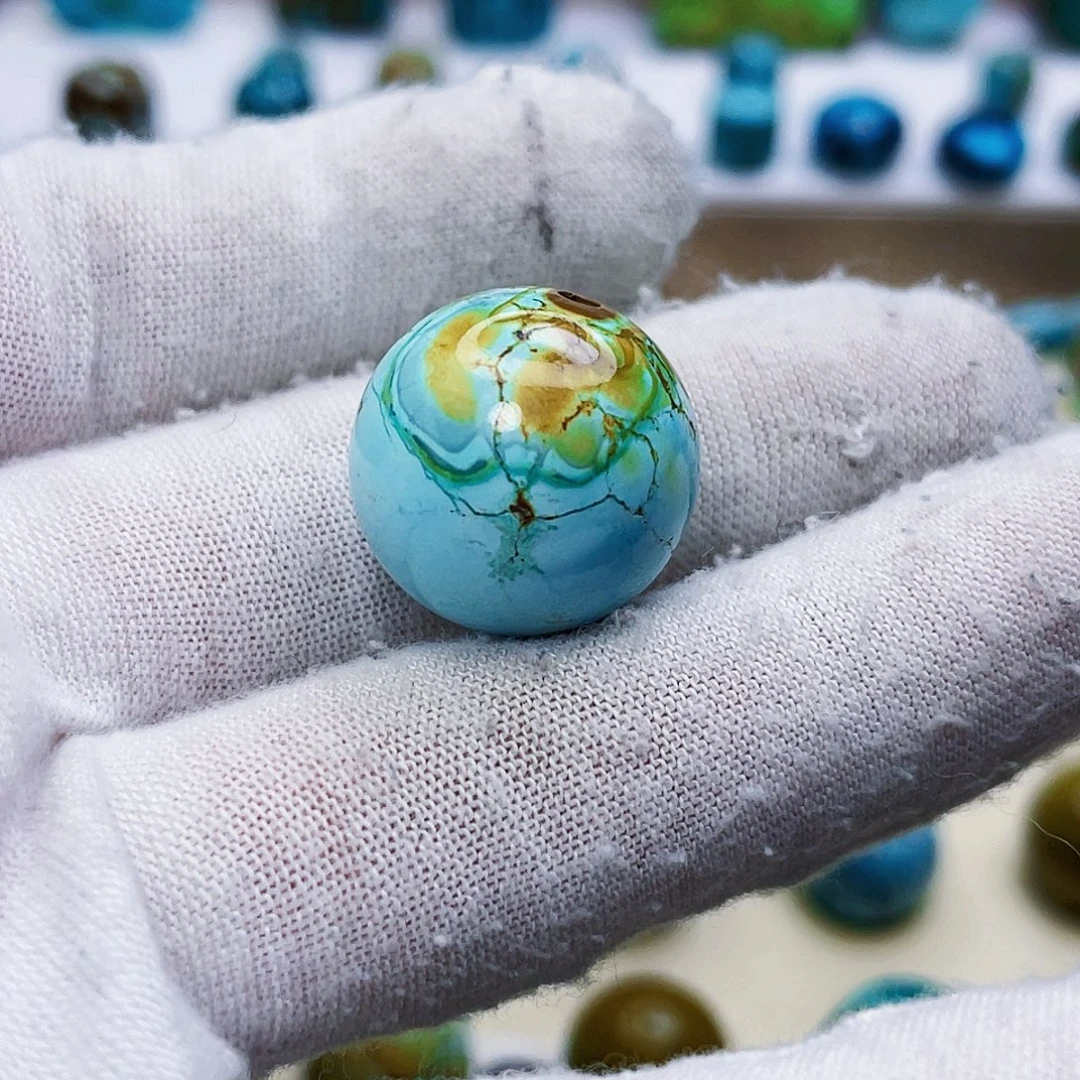 绿松石未镶嵌饰品