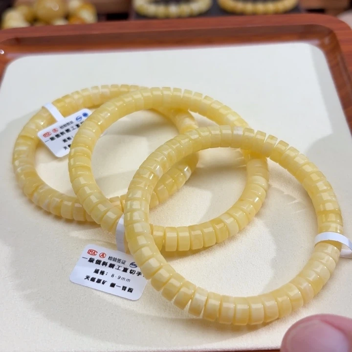 未镶嵌琥珀裸石多样性发其一77