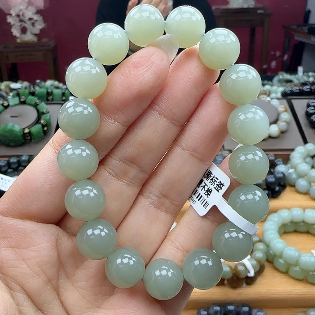 和田玉未镶嵌手串