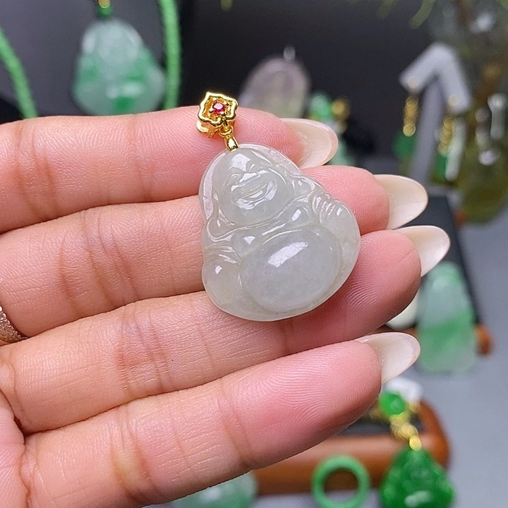 吊坠(赠链)未镶嵌翡翠