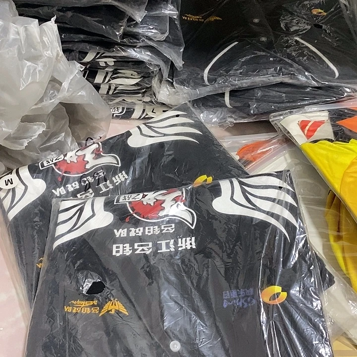 名博M号短袖2件，，，，
