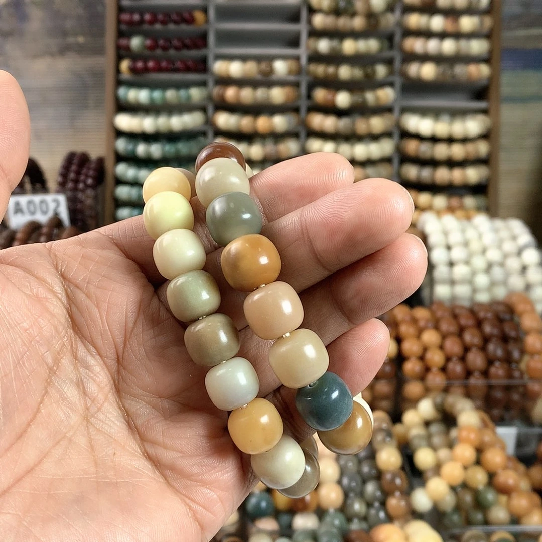 【闪购商品】菩提根/象牙果手串大****?