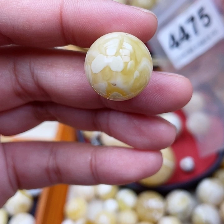 蜜蜡未镶嵌珠宝奇石粉18.2