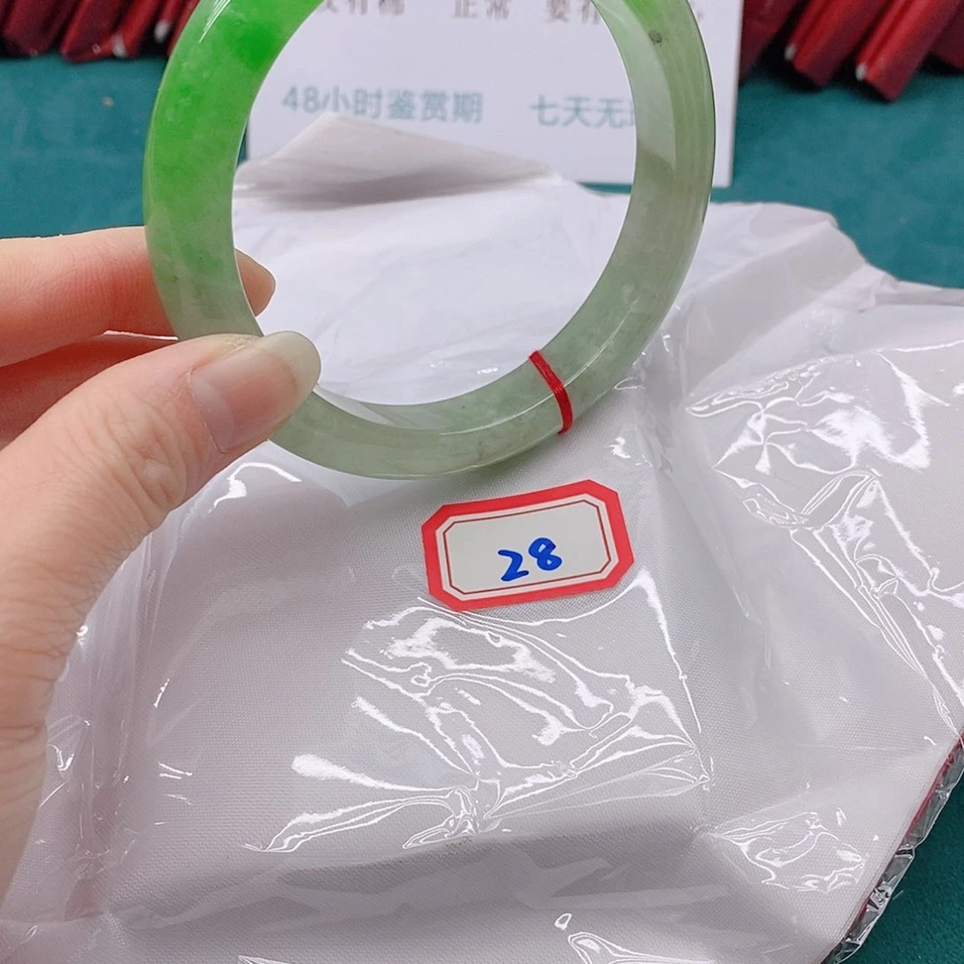 翡翠手镯未镶嵌焱*2888888888