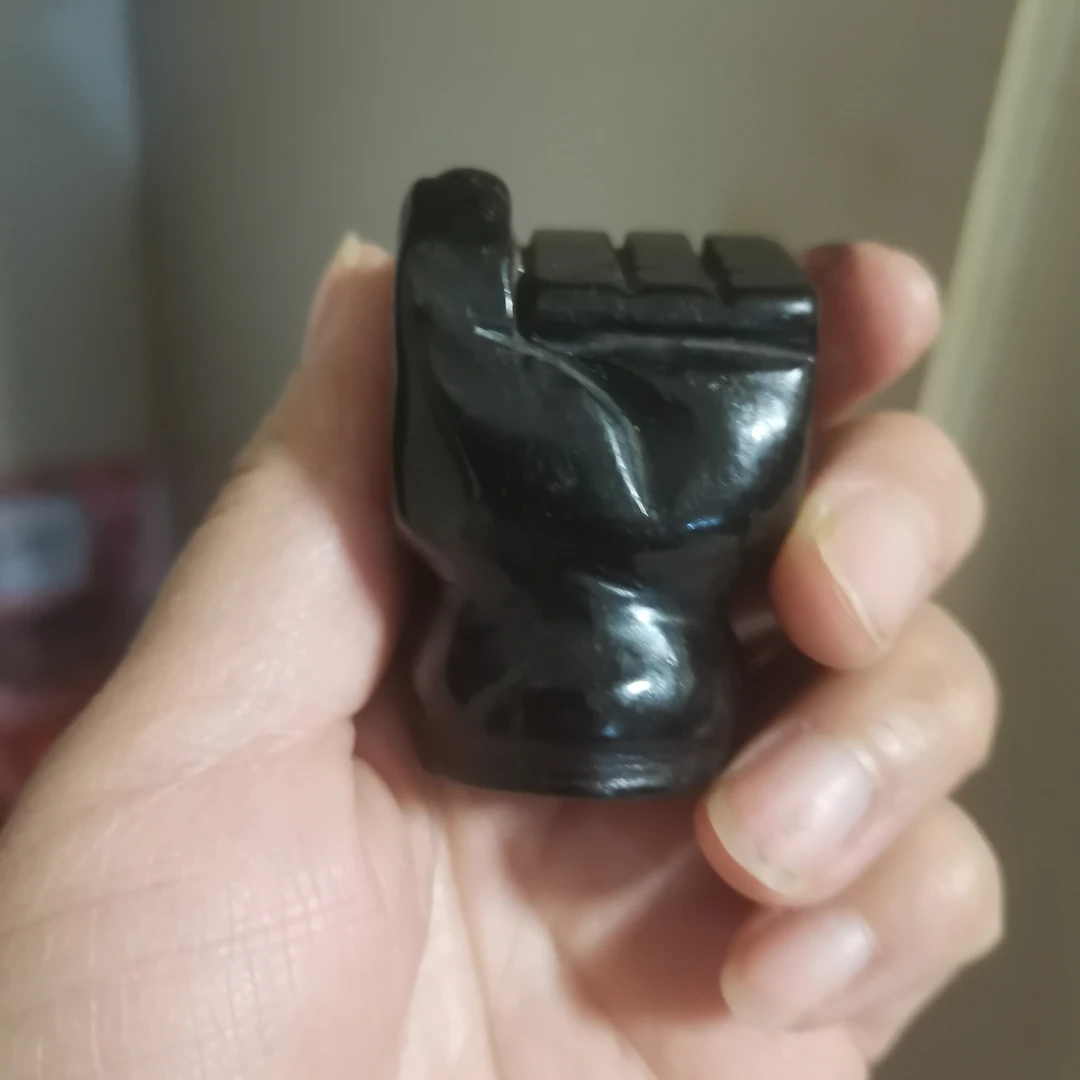 一件石器，商品如图