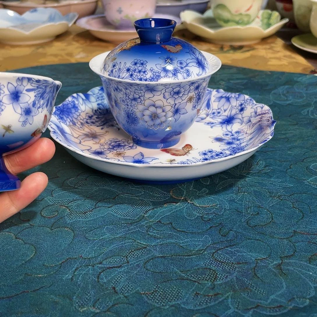 【闪购商品】妮*吖青花蝴蝶蓋碗哈哈哈哈