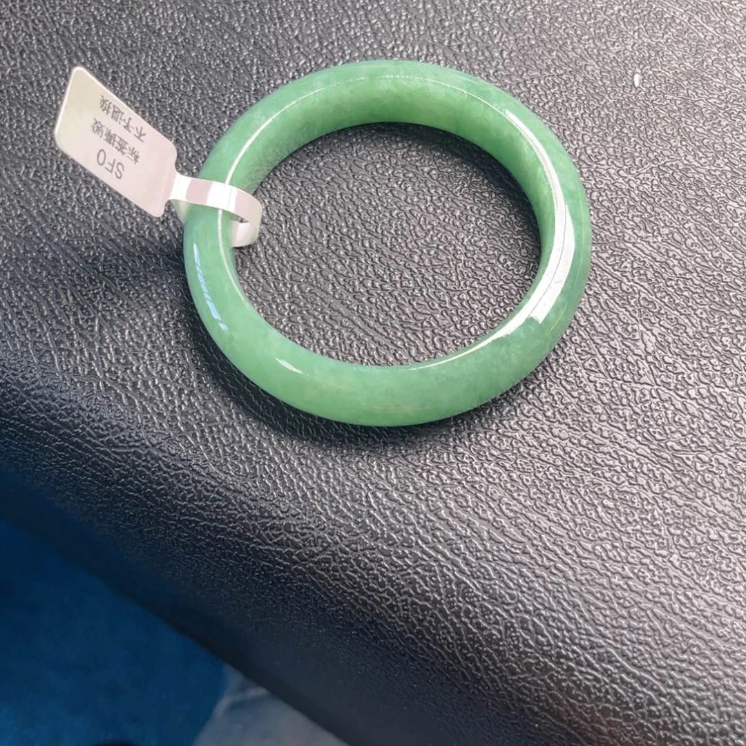 未镶嵌手镯翡翠5657。123