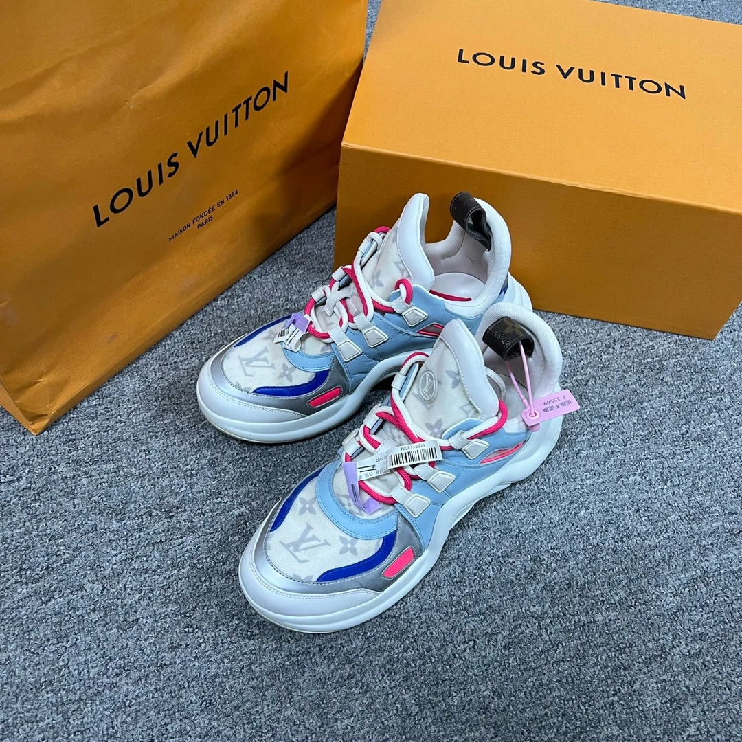 99新 LouisVuitton/路易威登 lv 拱桥老爹鞋38.5码