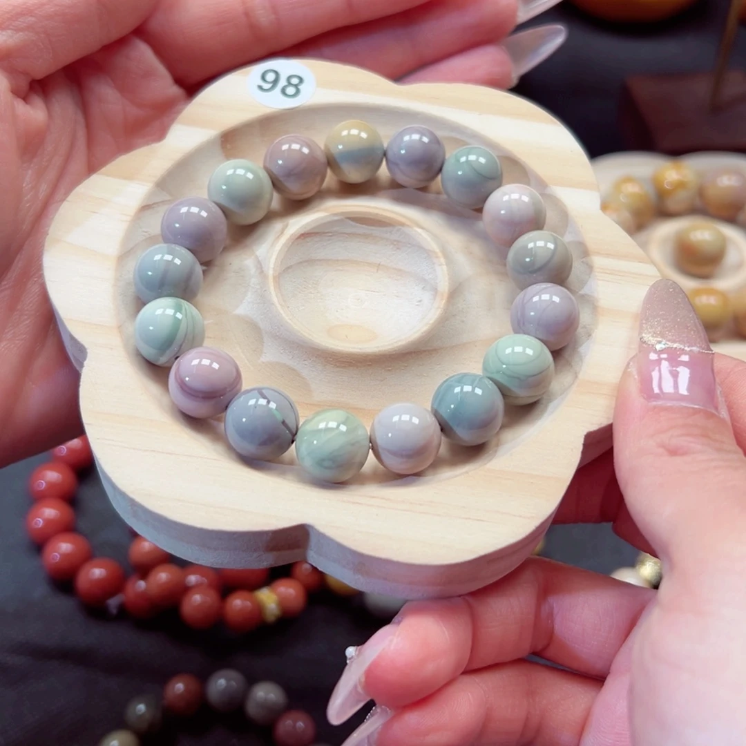 石英质玉手链未镶嵌d****啊37