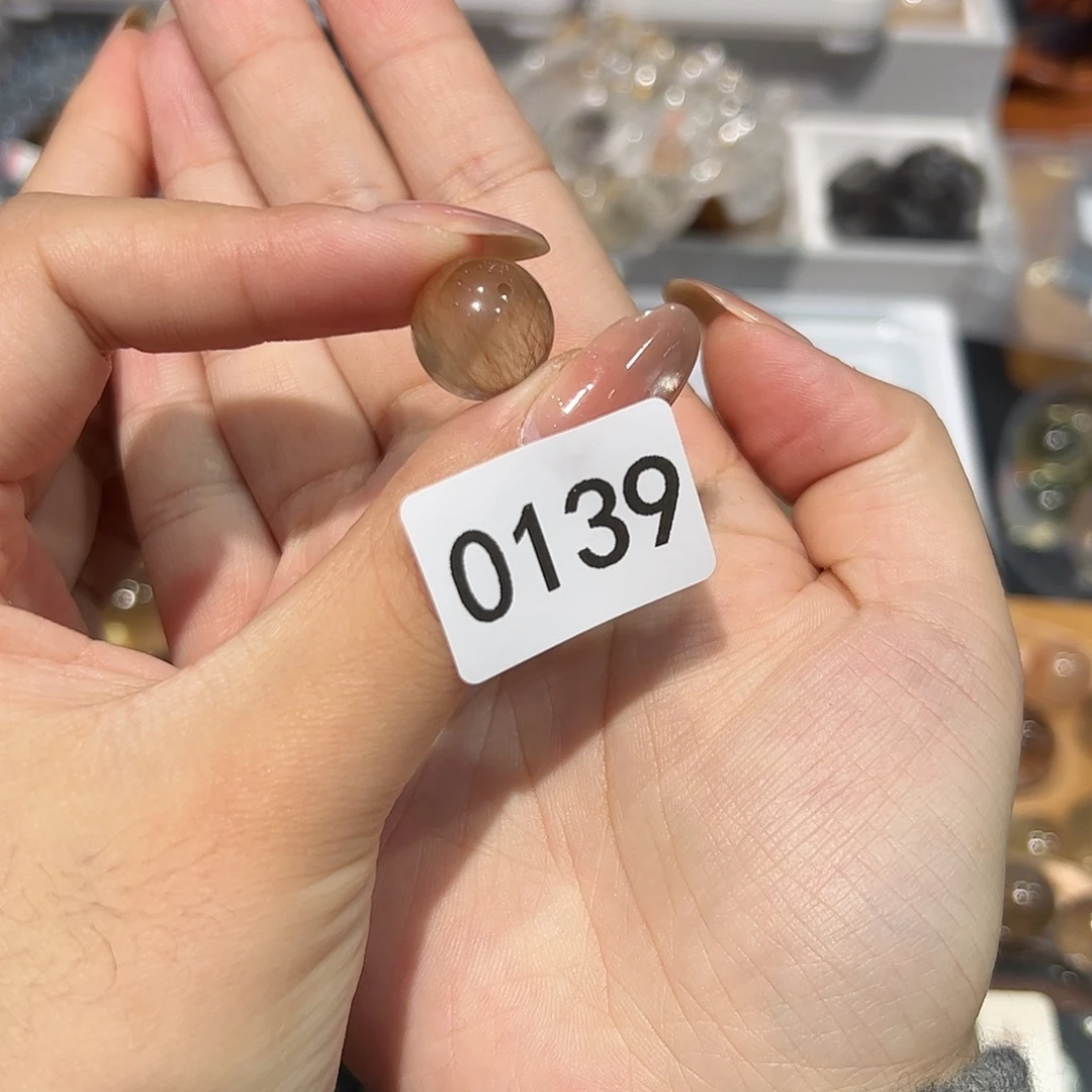 未镶嵌水晶大型摆件（非配饰）