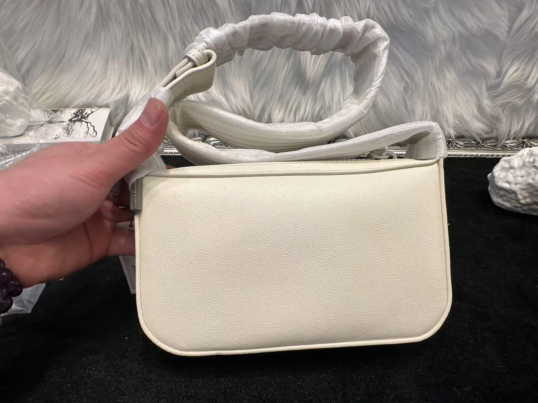 95新 Calvin Klein/凯文克莱 莉哥/95新/660111/单肩包