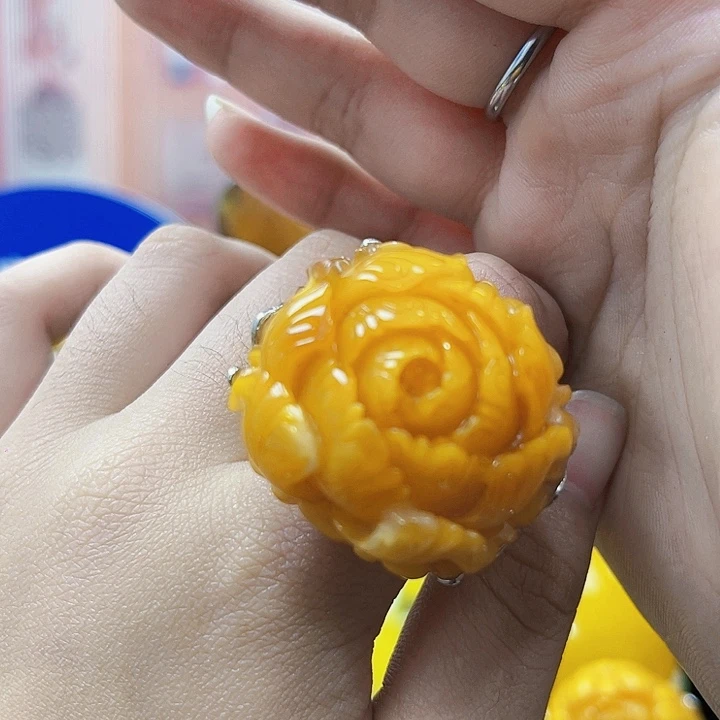 蜜蜡银S925镶嵌裸石戒指