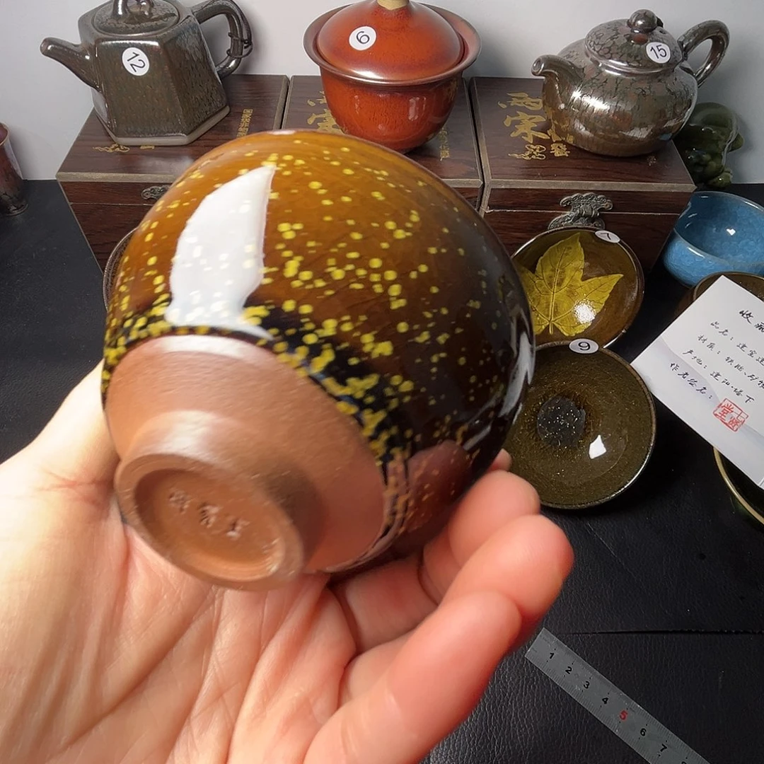 茶盏你的孩子还小嘛哈