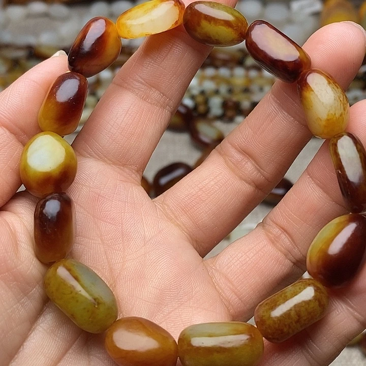 和田玉未镶嵌手链