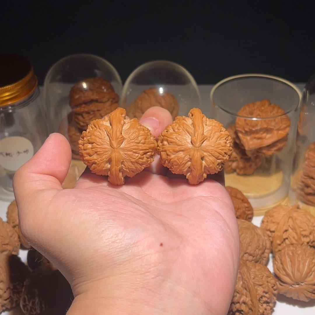 李****42全品白狮子核桃核桃