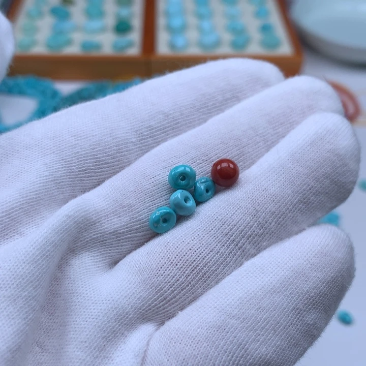 南红玛瑙未镶嵌珠宝奇石