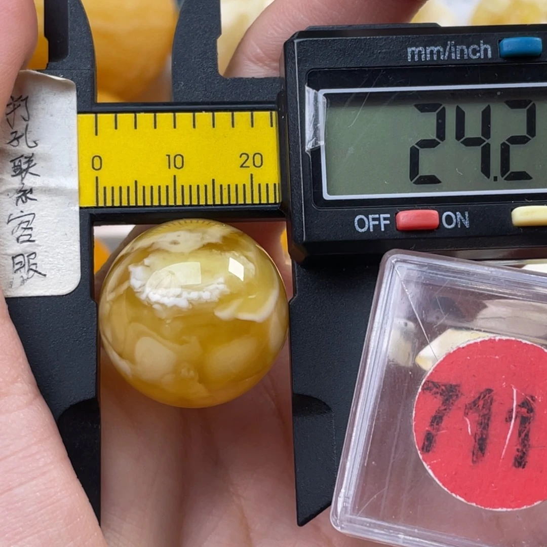 蜜蜡未镶嵌珠宝奇石微瑕