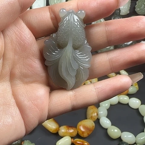 和田玉未镶嵌吊坠(不含链)