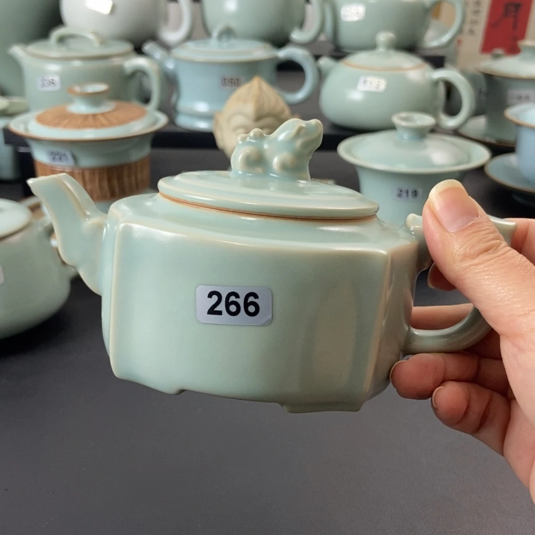 仿古釉水四方壶壶