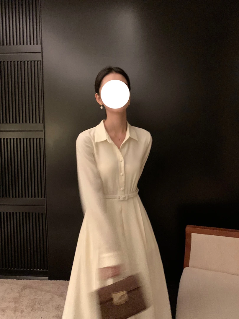 杏色polo领高级感时尚连衣裙女秋装新款收腰气质通勤衬衫裙长裙子