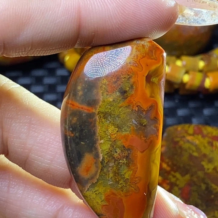 玛瑙/玉髓颈饰未镶嵌