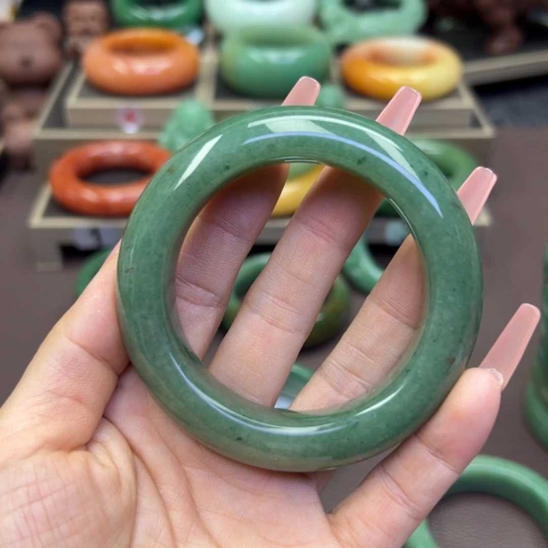 未镶嵌手镯石英岩玉十***可